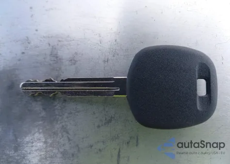 2003 Toyota Camry Le z USA, uszkodzony, nr VIN JTDBE32K430171722